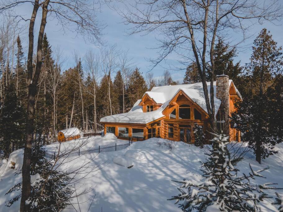 Chalet Silver Fox SPA at Fiddler's Lake