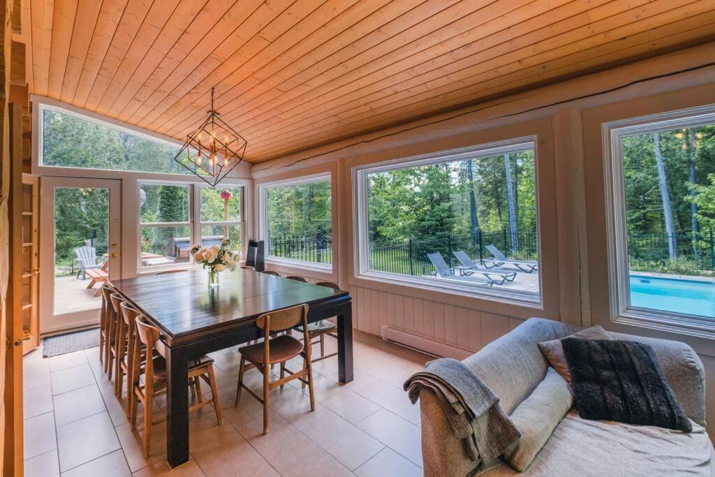 Chalet Silver Fox SPA at Fiddler's Lake