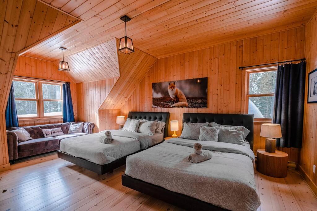 Chalet Silver Fox SPA at Fiddler's Lake