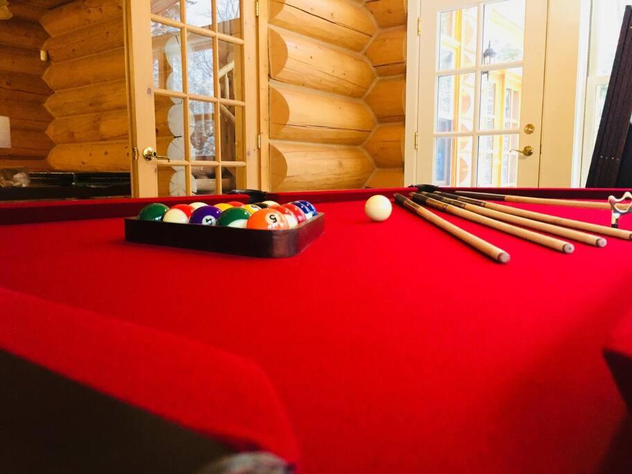 Chalet Silver Fox SPA at Fiddler's Lake