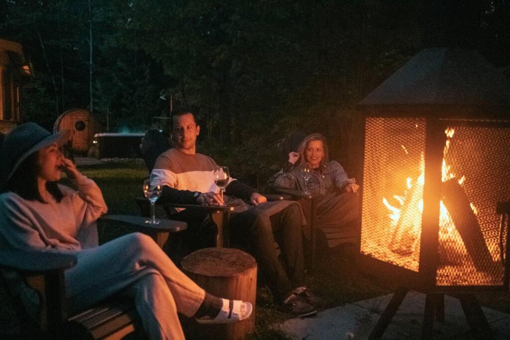 Chalet Silver Fox SPA at Fiddler's Lake
