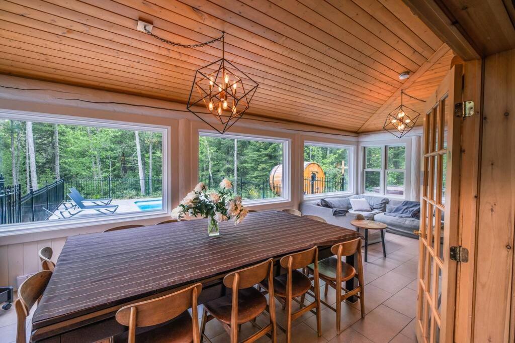 Chalet Silver Fox SPA at Fiddler's Lake