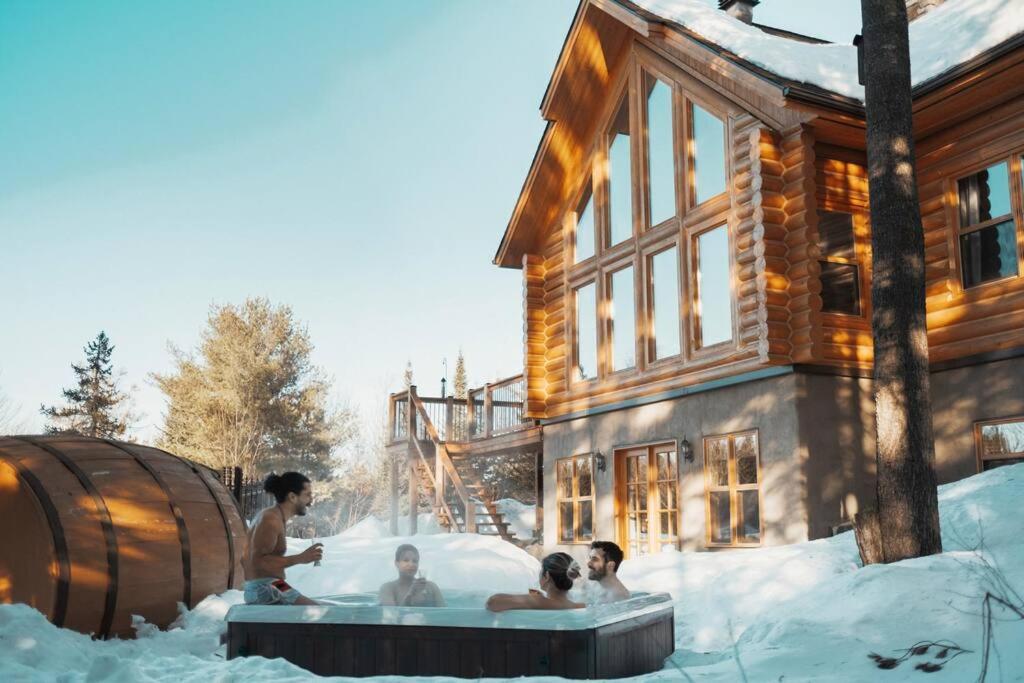 Chalet White Wolf SPA at Fiddler's Lake