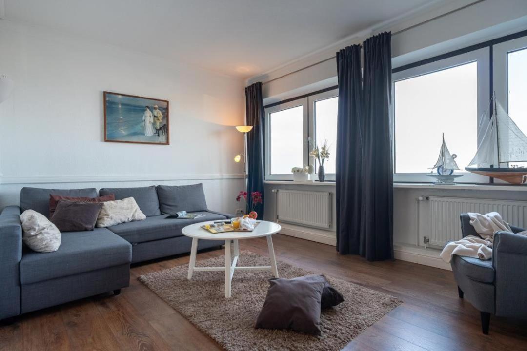 Strandhotel-Heiligenhafen-Wohnung-120-Wellenreiter-Typ-II view 3