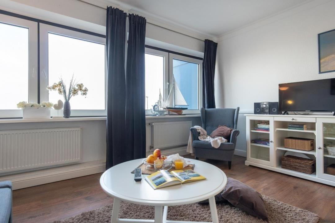 Strandhotel-Heiligenhafen-Wohnung-120-Wellenreiter-Typ-II view 5