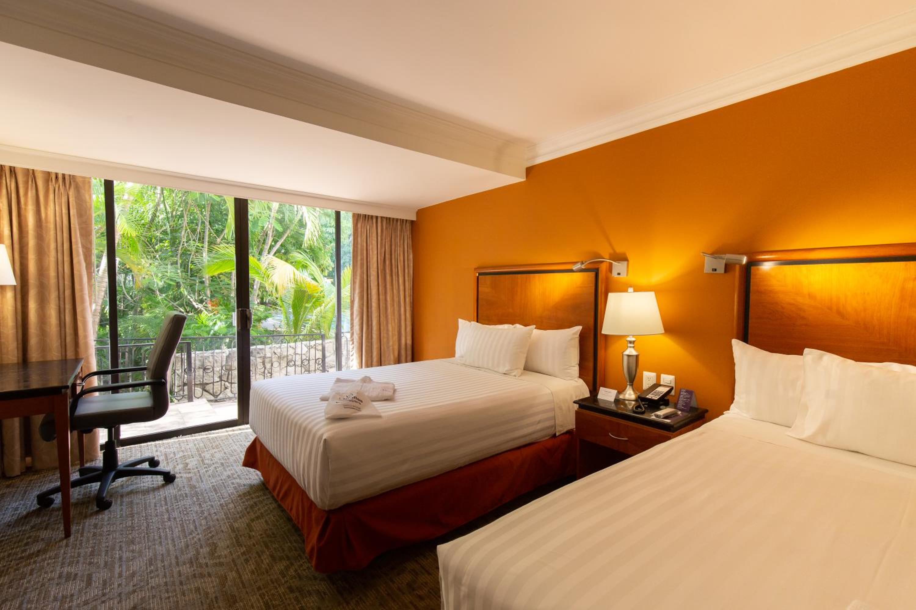 Tampico Vacations - HS HOTSSON Hotel Tampico - Property Image 3