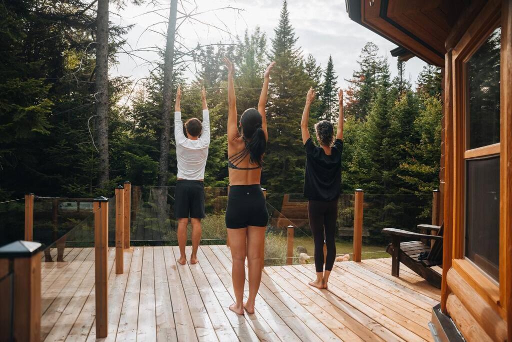 Chalet Blue Jay Spa at Fiddler's Lake