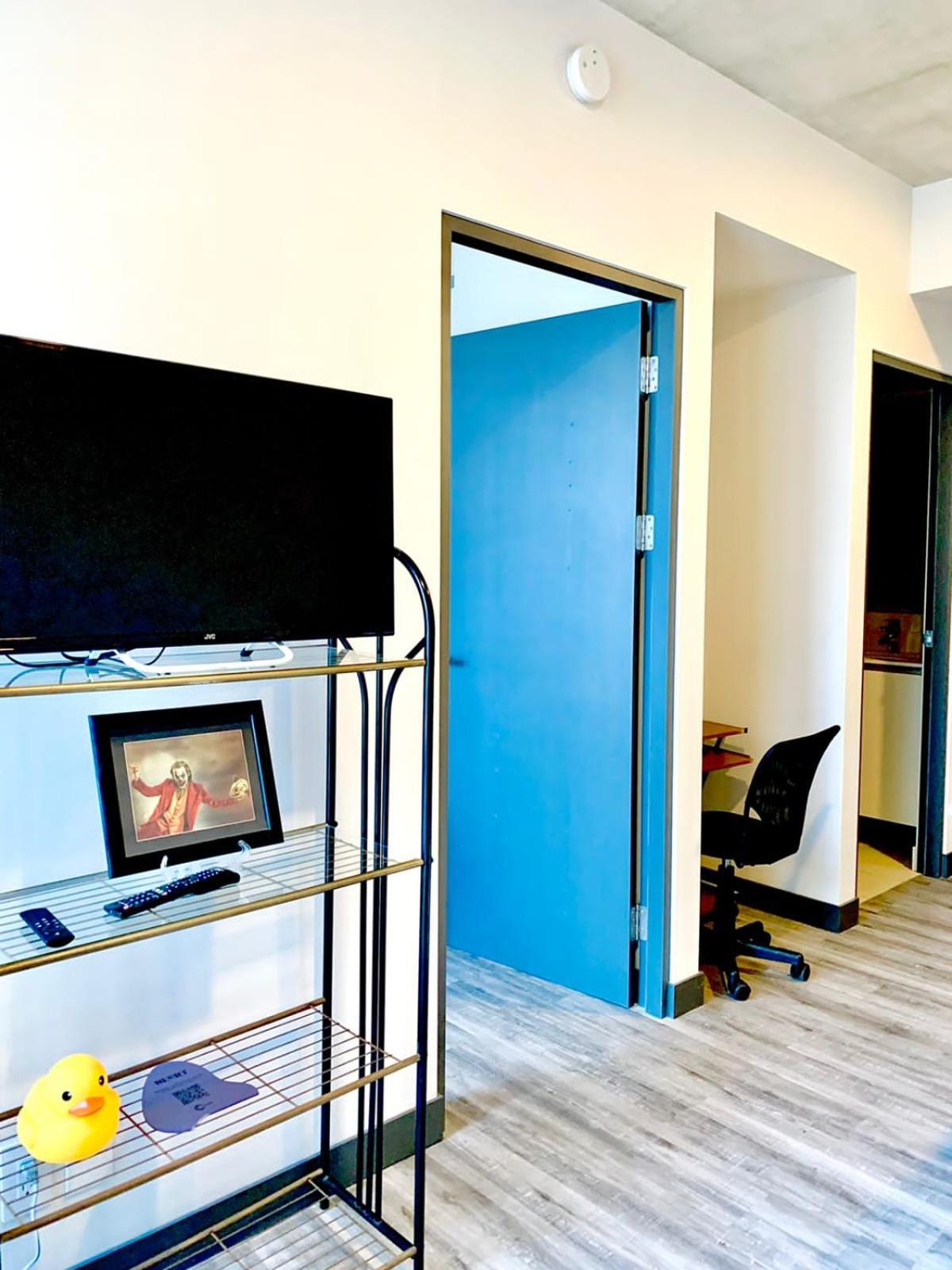Único Apartamento en Nuevo y Moderno Condominio