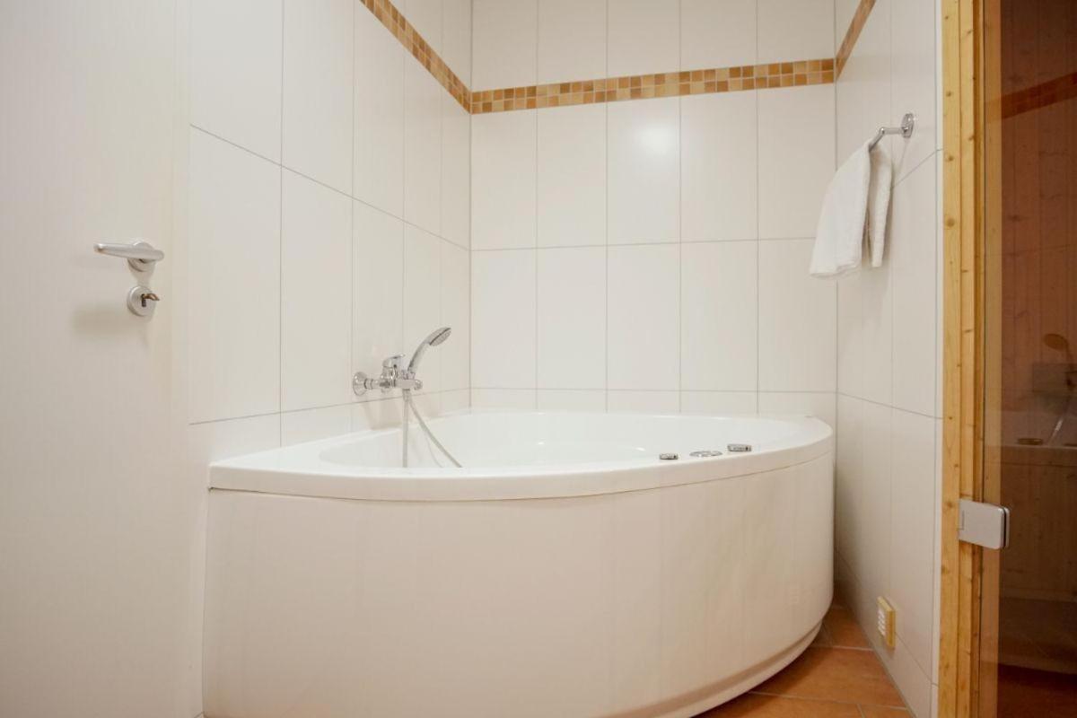 Strandpark-Grossenbrode-Haus-Meerblick-Wohnung-6-Christina