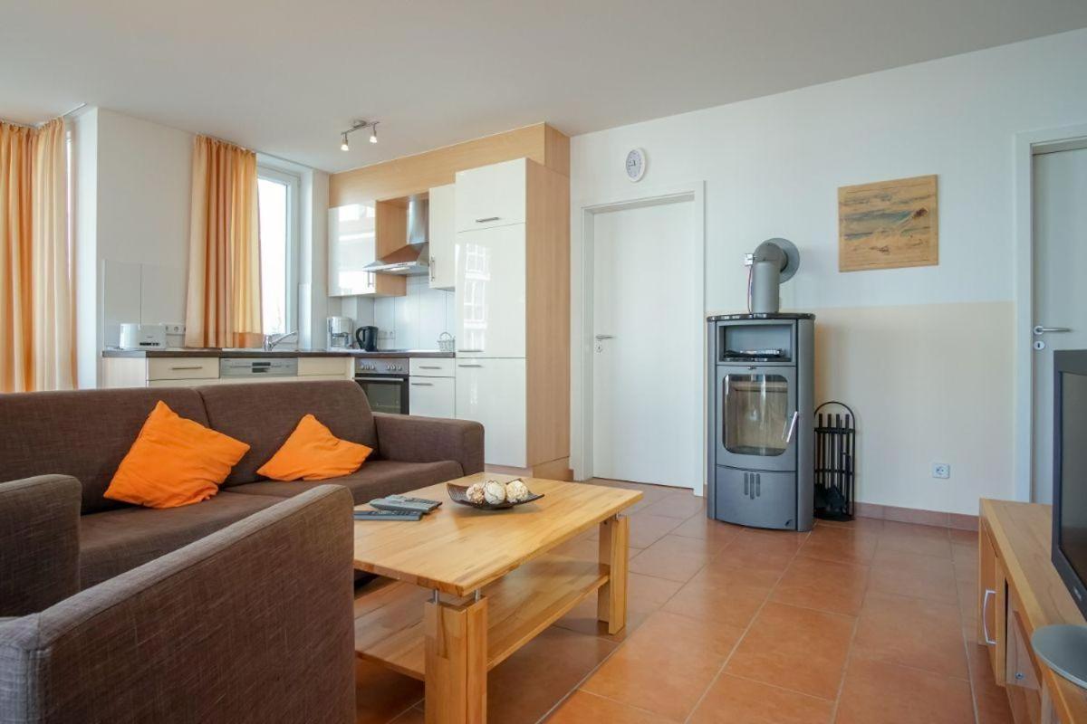 Strandpark-Grossenbrode-Haus-Windrose-Wohnung-4-Sandperle view 2