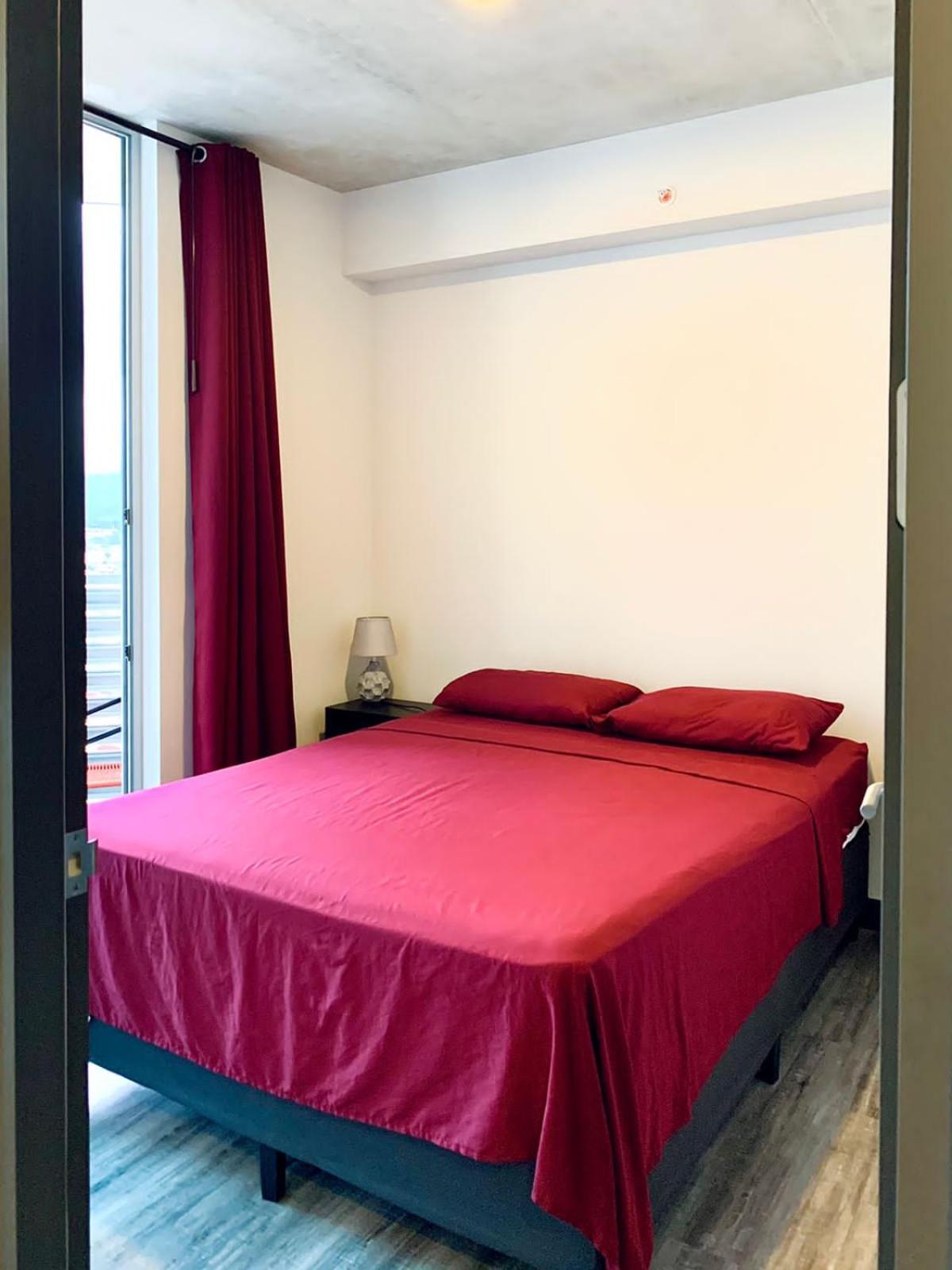 Único Apartamento en Nuevo y Moderno Condominio