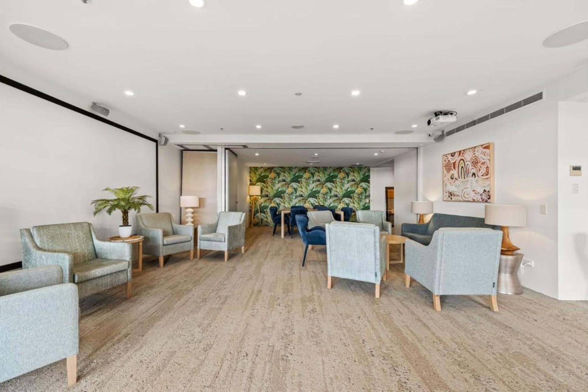 Stunning Waterfront Penthouse 3 or 4 Bedrooms