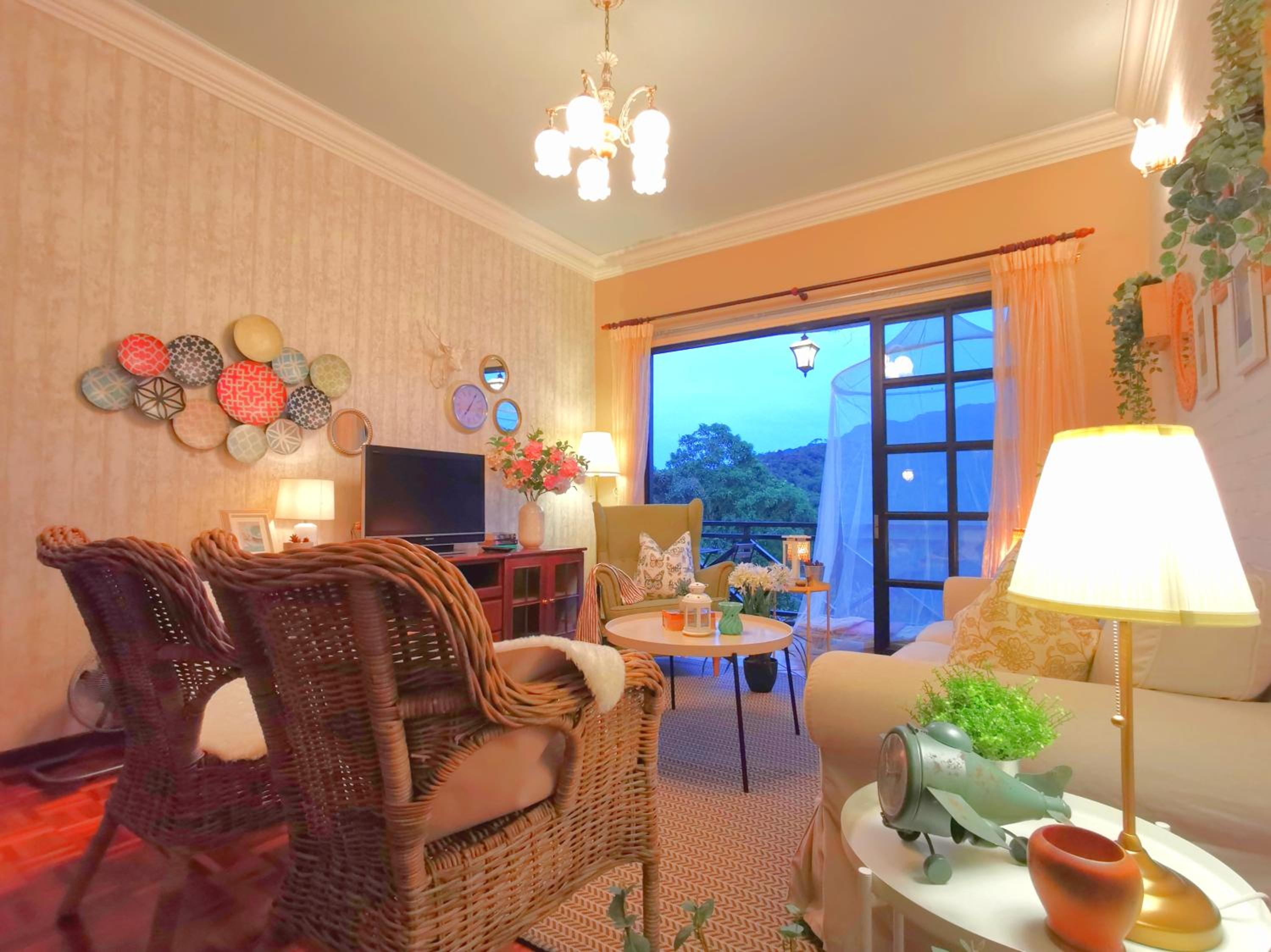 Green Hill Apartment