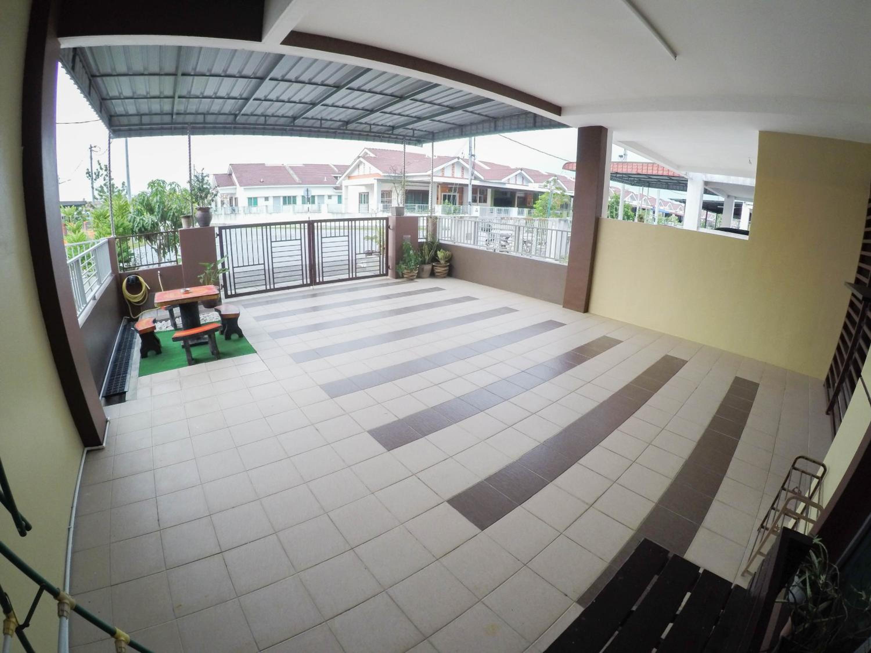 D HOMESTAY SERI ISKANDAR photo 6