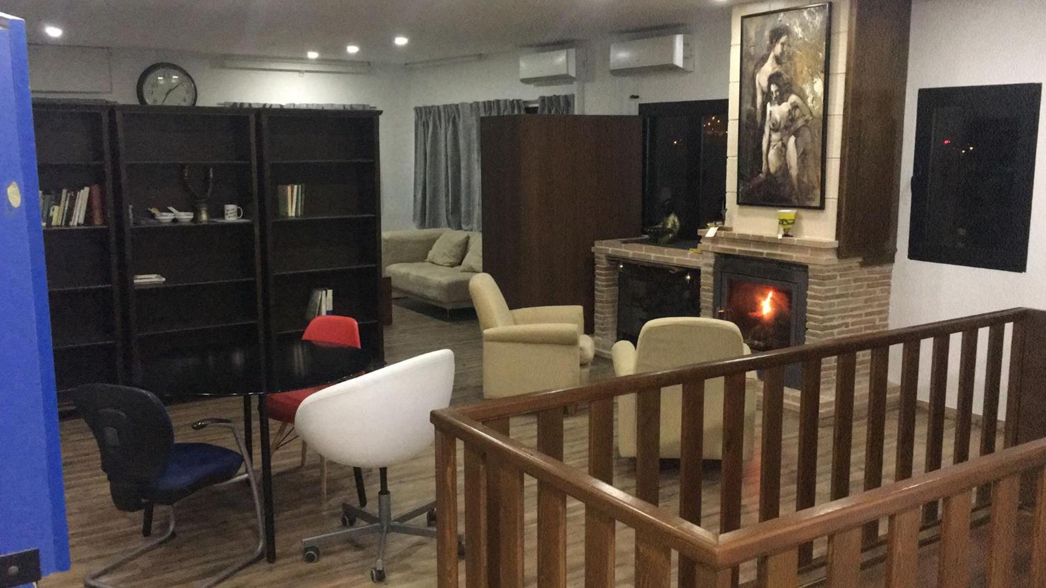 lounge