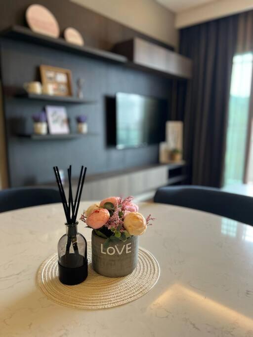 LOVEly 2 bedrooms Premier Suite Vista FREE WIFI photo 5