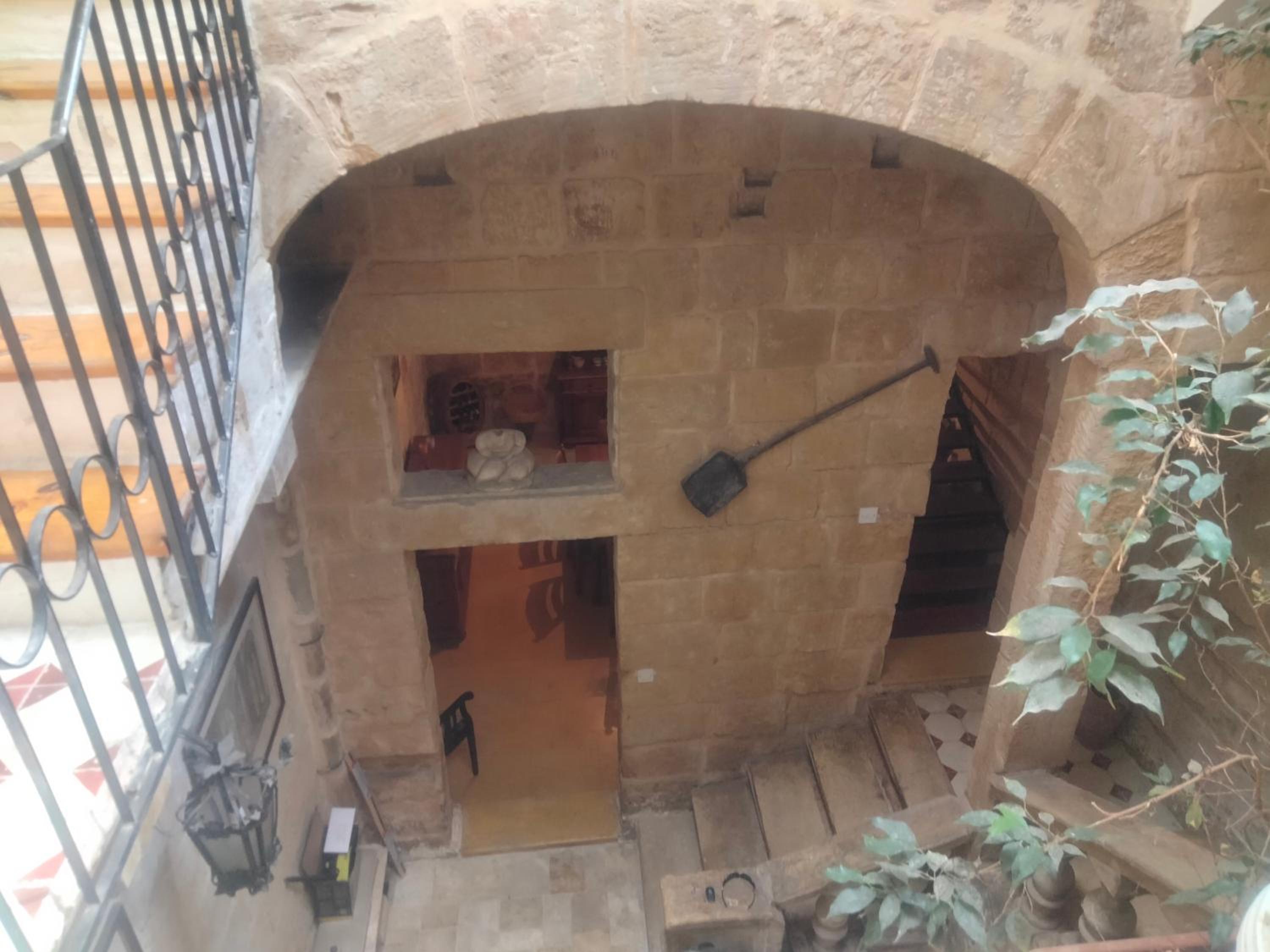 Charming 17th Cent House of Character in the famous 3 Cities, right next to Valletta view 5