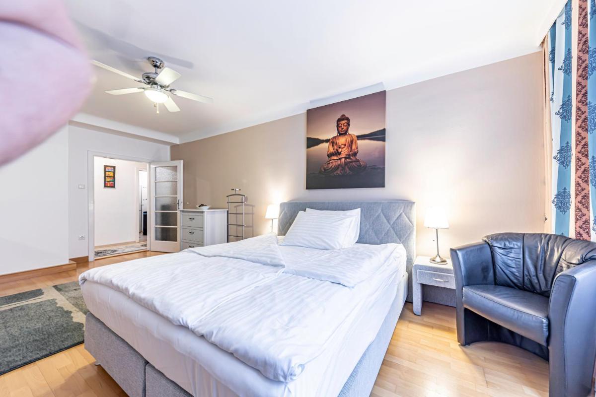 Vienna Apartment 1010