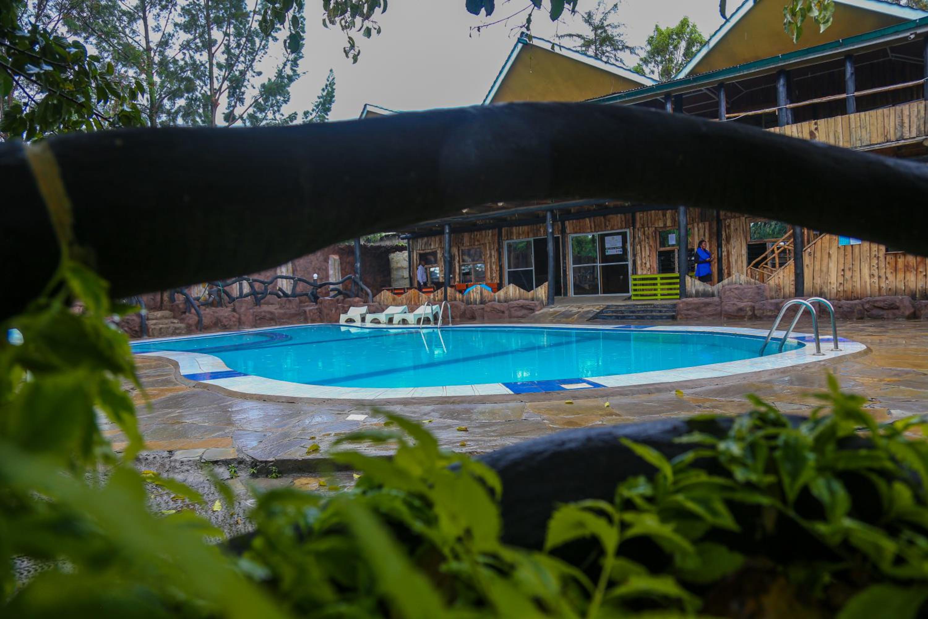 Dovenest Lodge