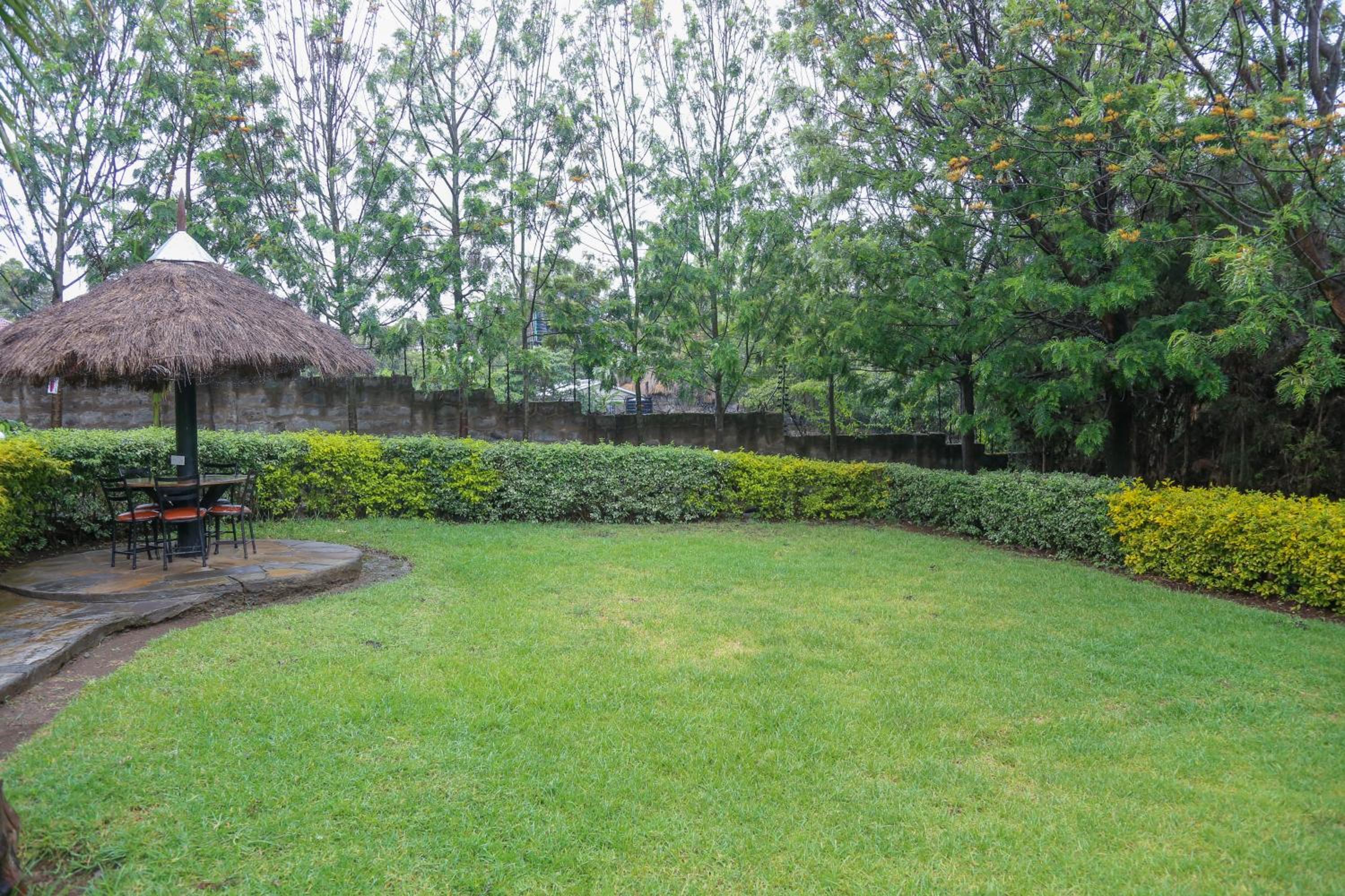 Dovenest Lodge