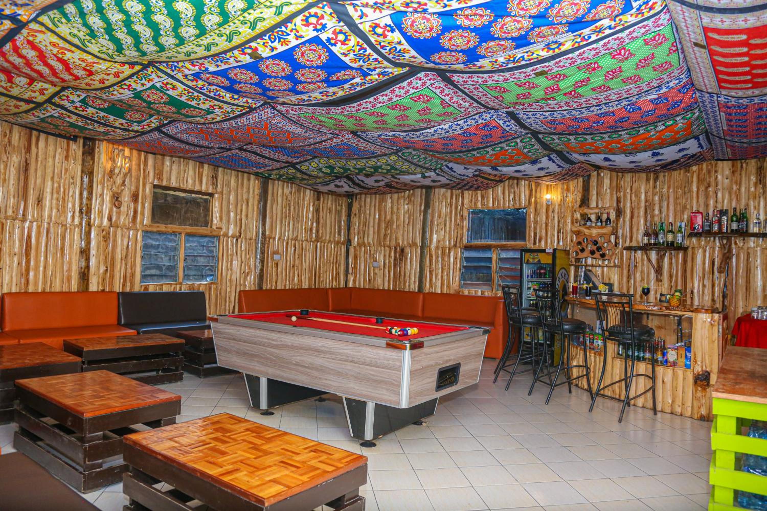 Dovenest Lodge