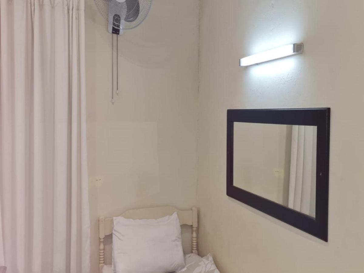 Alexandra Bed & Breakfast