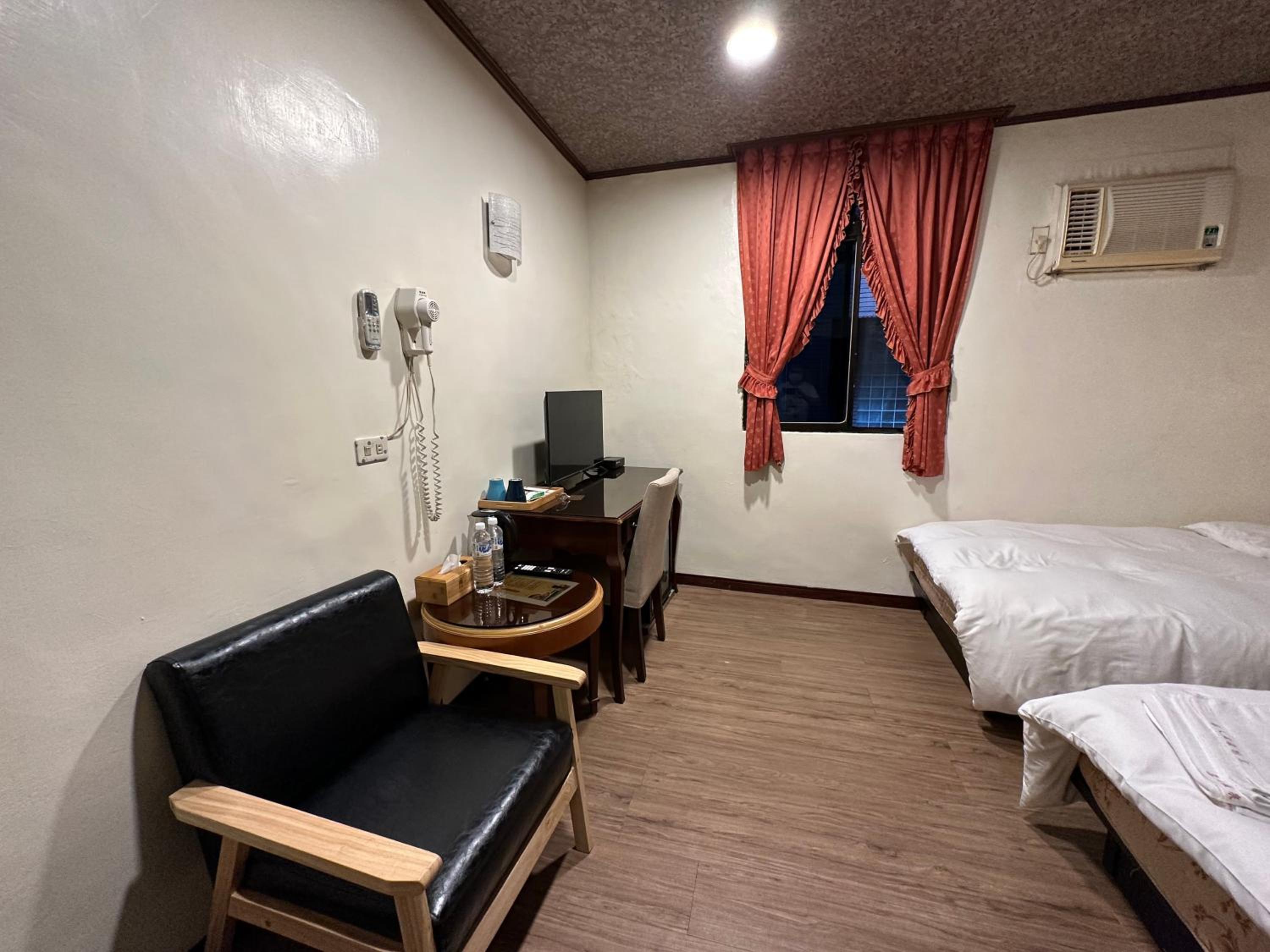 Ming Ren Hotspring Hotel
