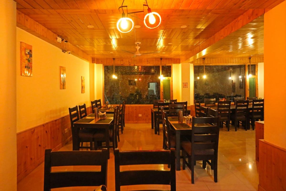 restaurant