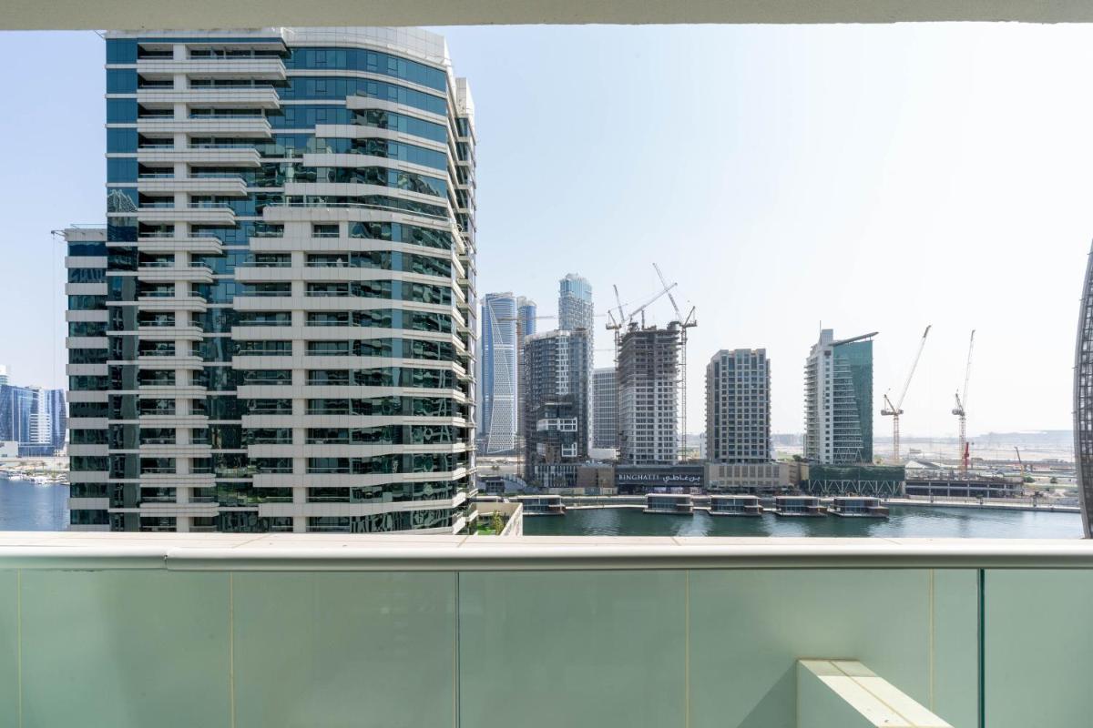 Pristine 1 BR at Reva Residences