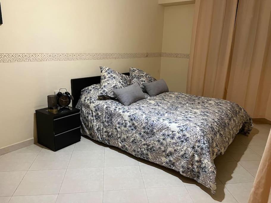 Appartement Haut Standing front de mer, couples mariés view 2