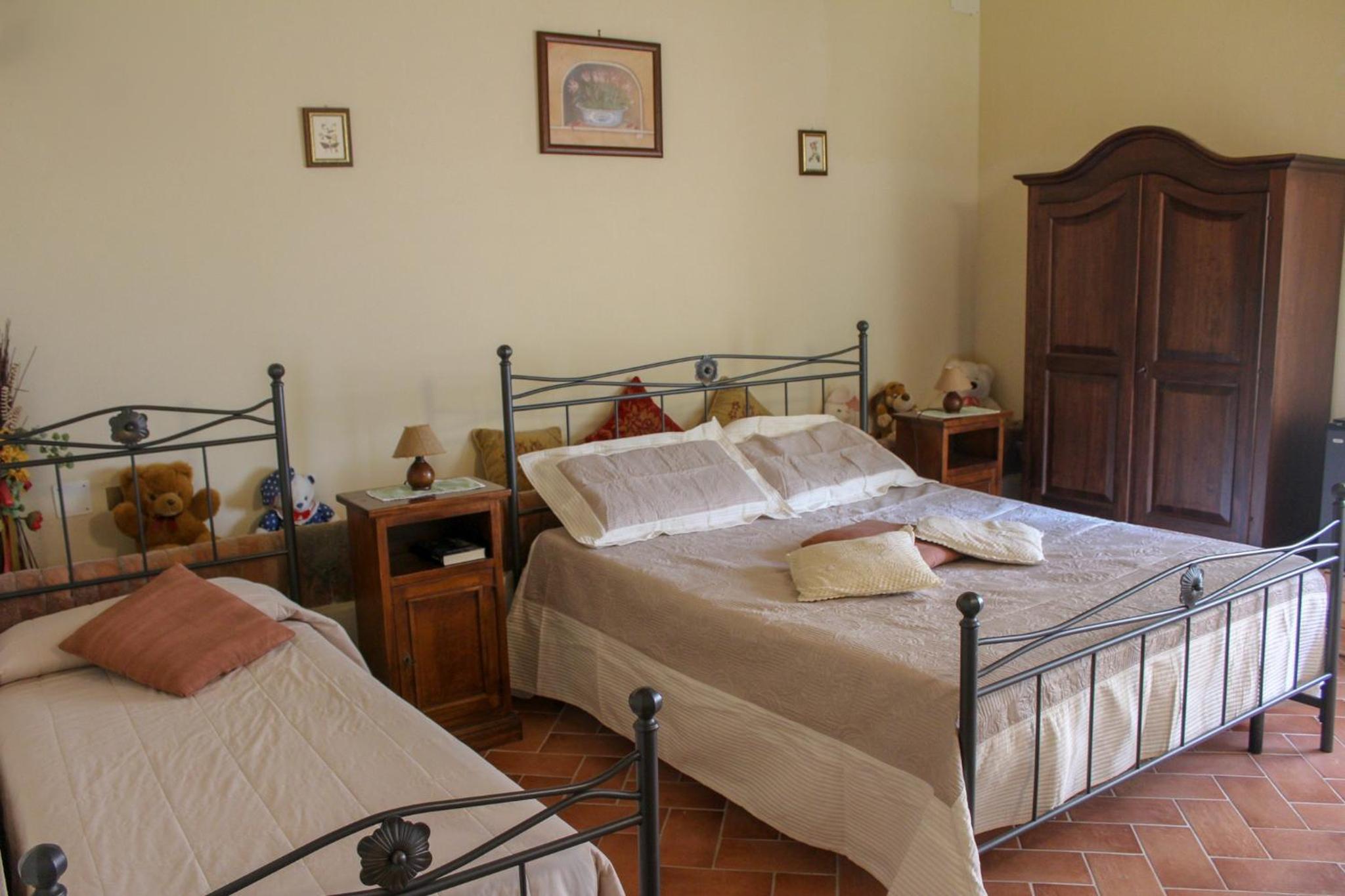 Photo 25