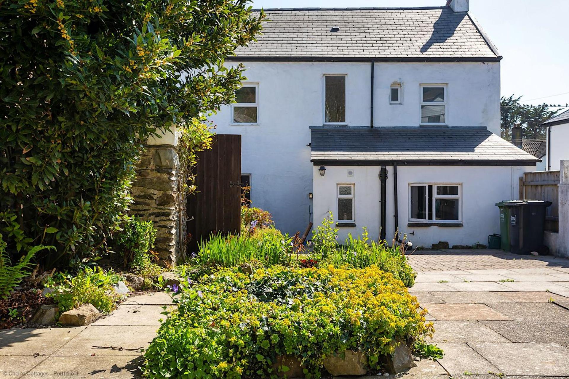 CROYDE BRIAR HOUSE 4 Bedrooms view 5