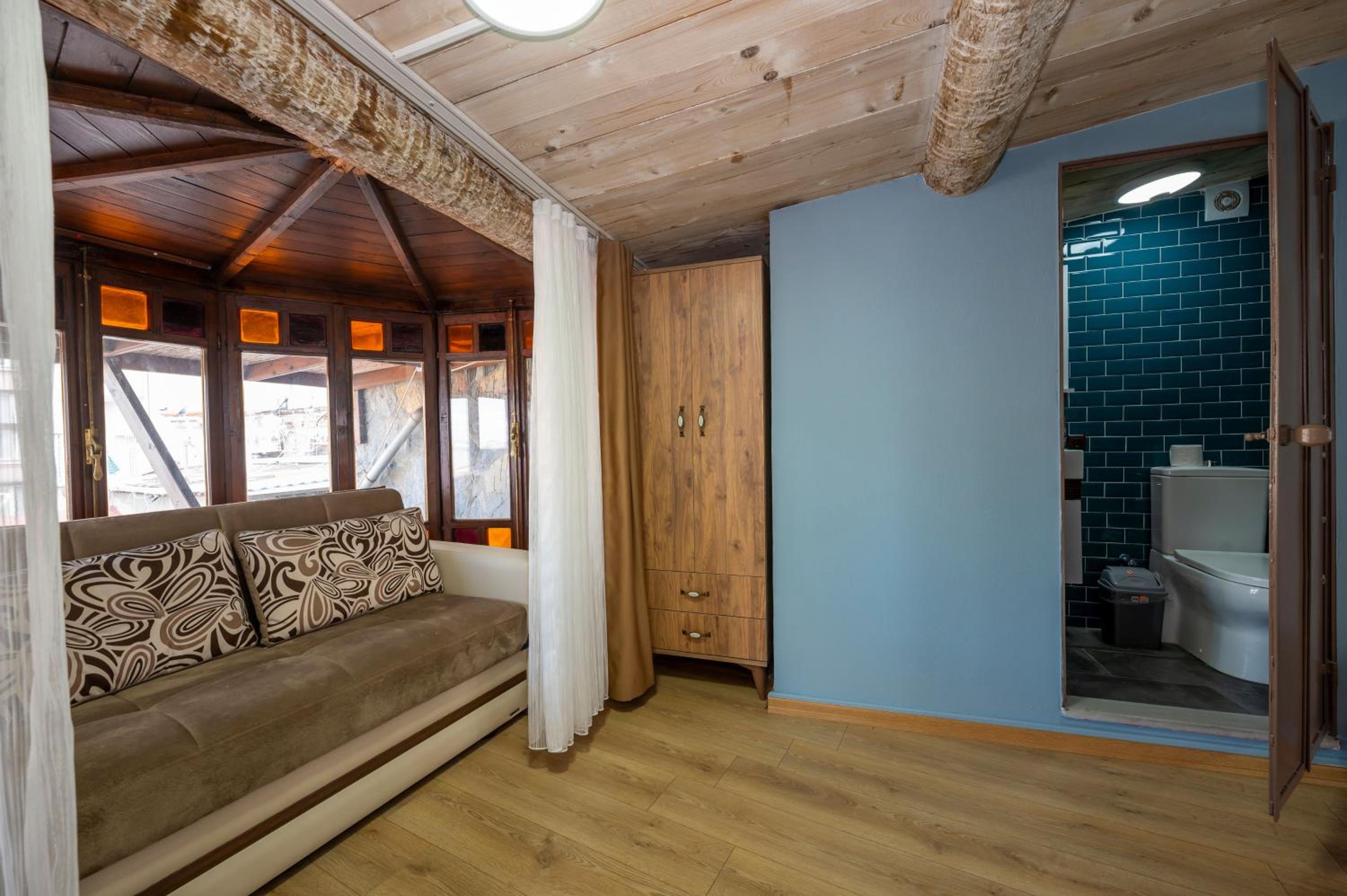 Taksim Antique Otel - Image 18