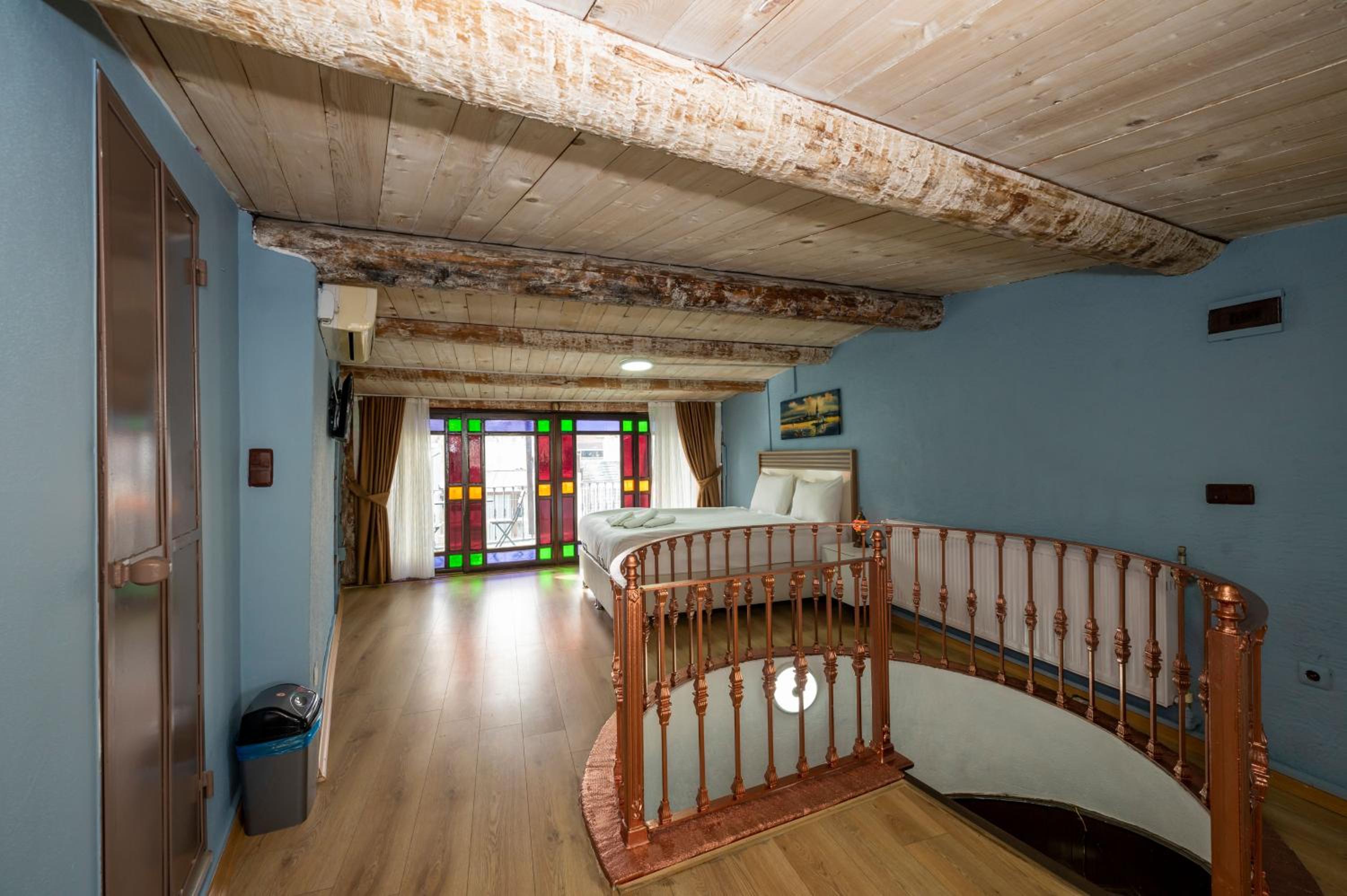 Taksim Antique Otel - Image 11