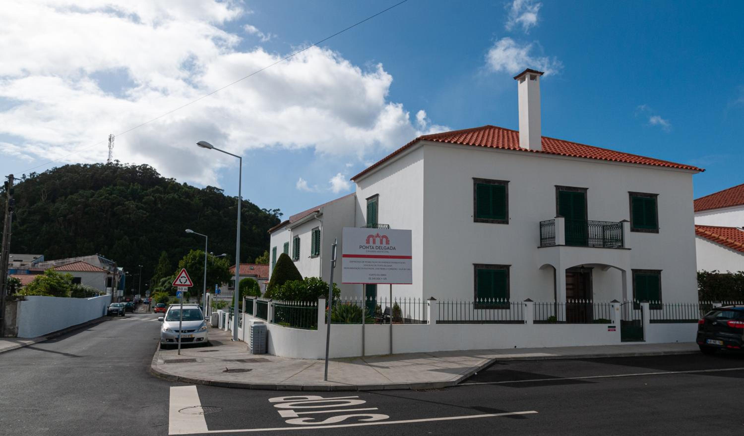 Pico do Moinho House view 4