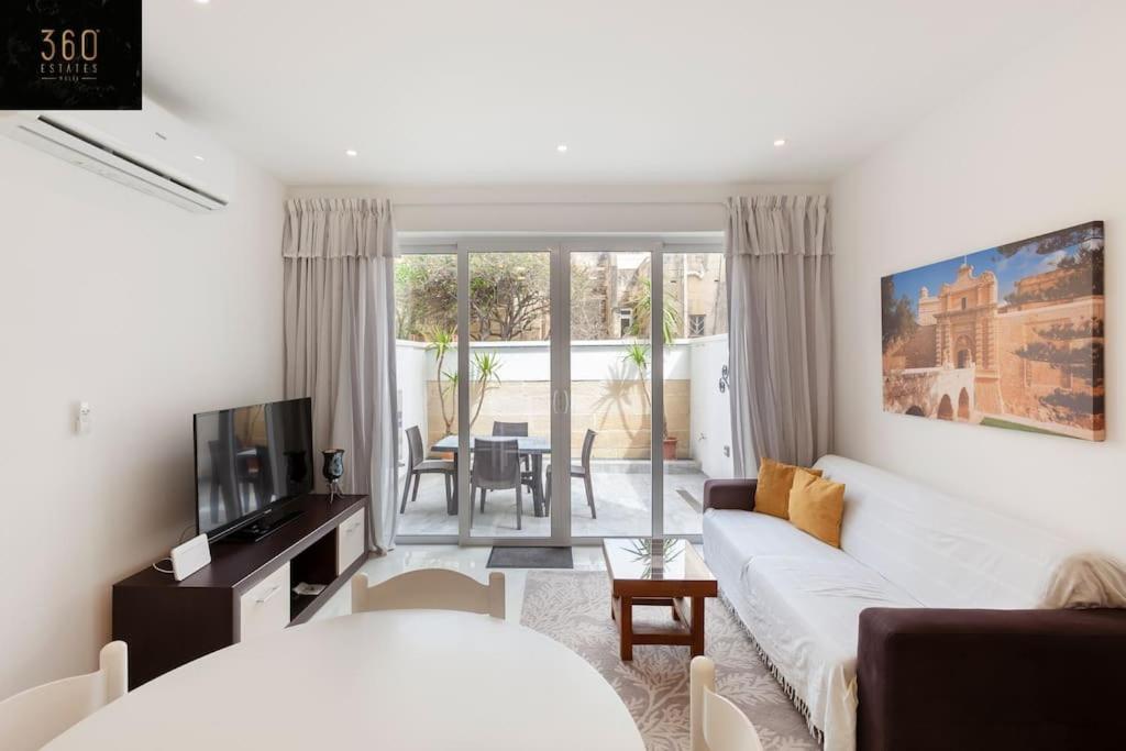 Comfy APT with Terrace, 5 mins to Sliema Ferries by 360 Estates view 3
