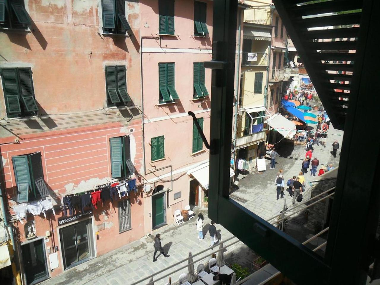 Nonna Rosetta Traditional Studio view 5