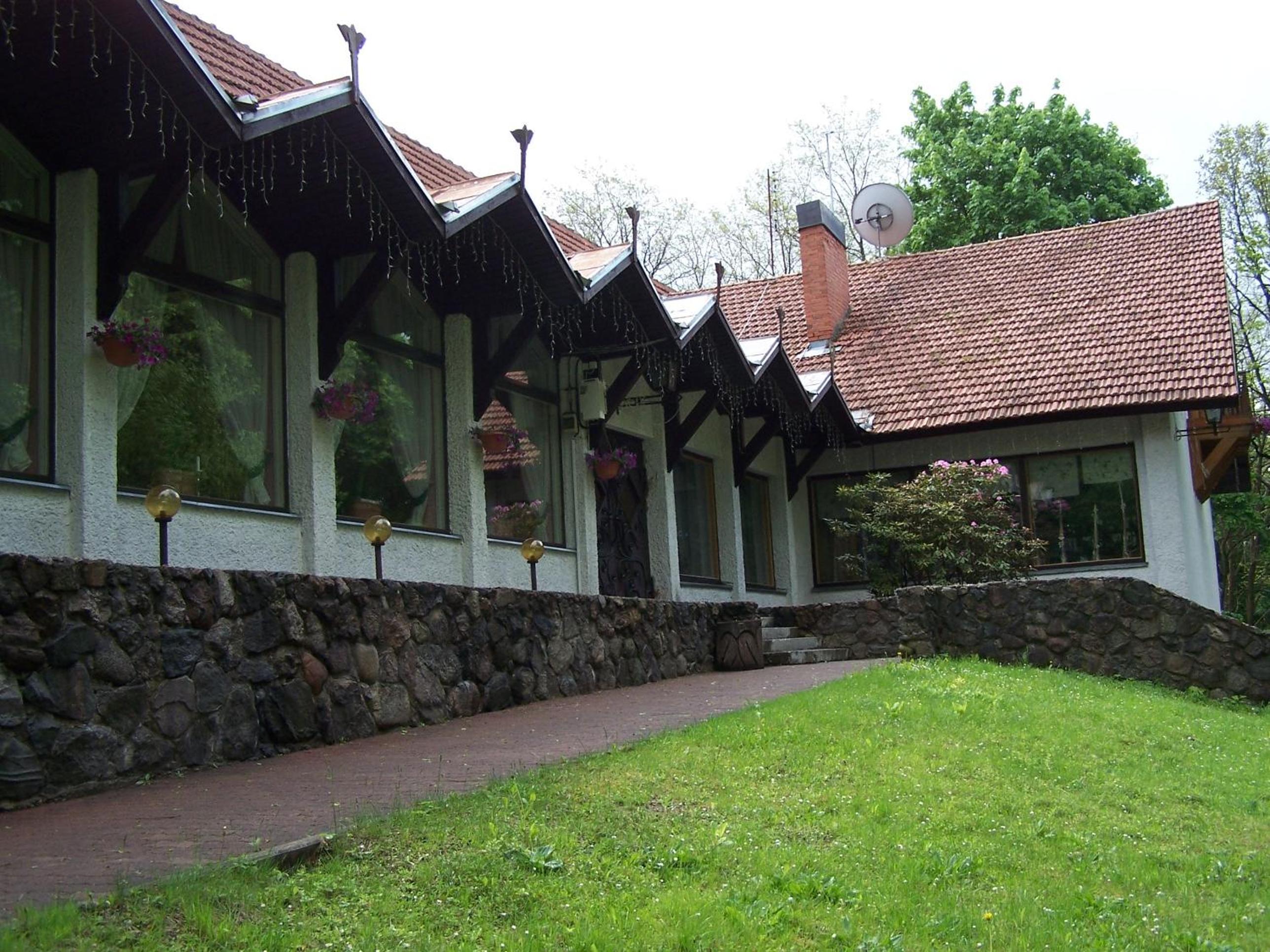 Senieji Bačkonys