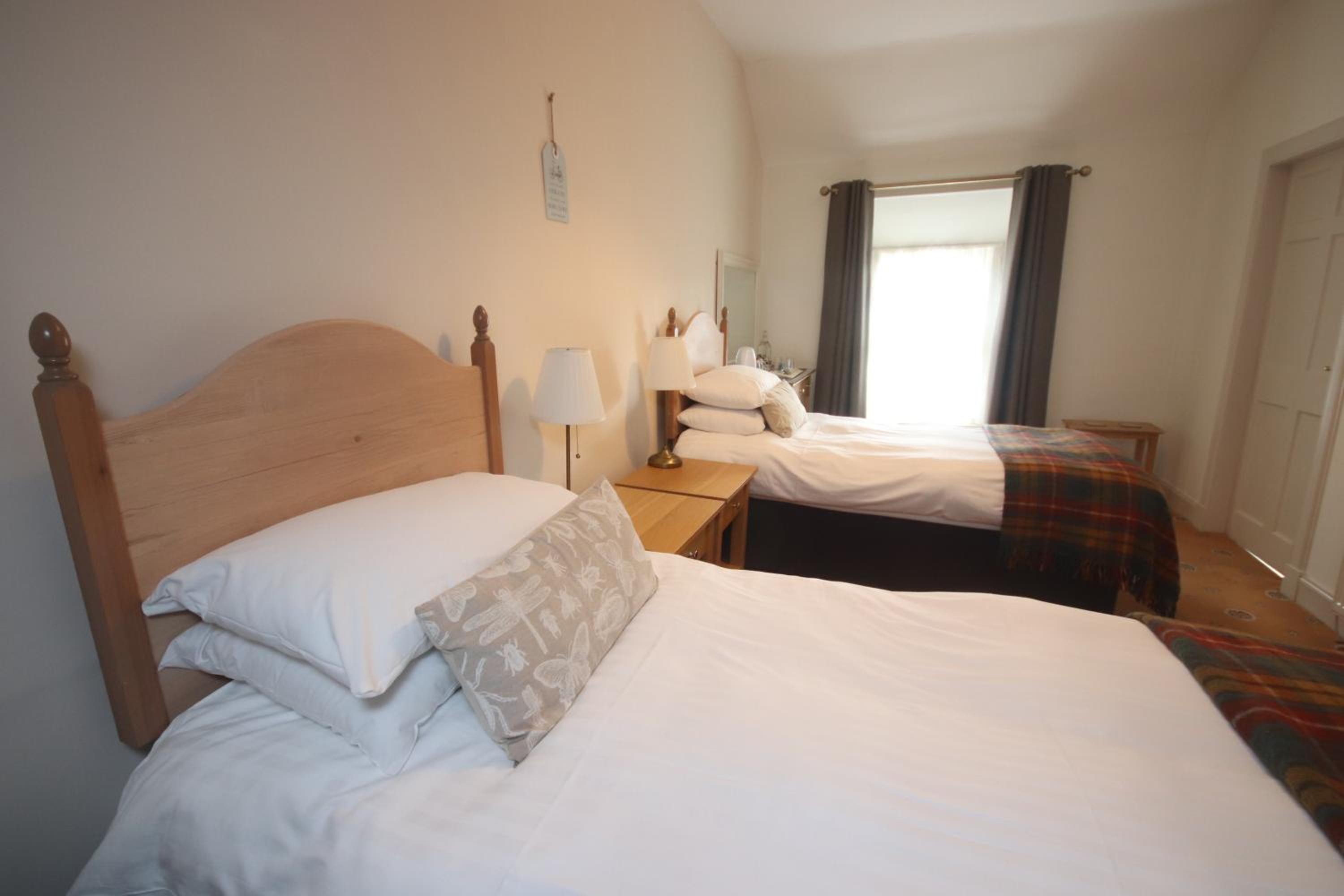 Inglestone House Guest House
