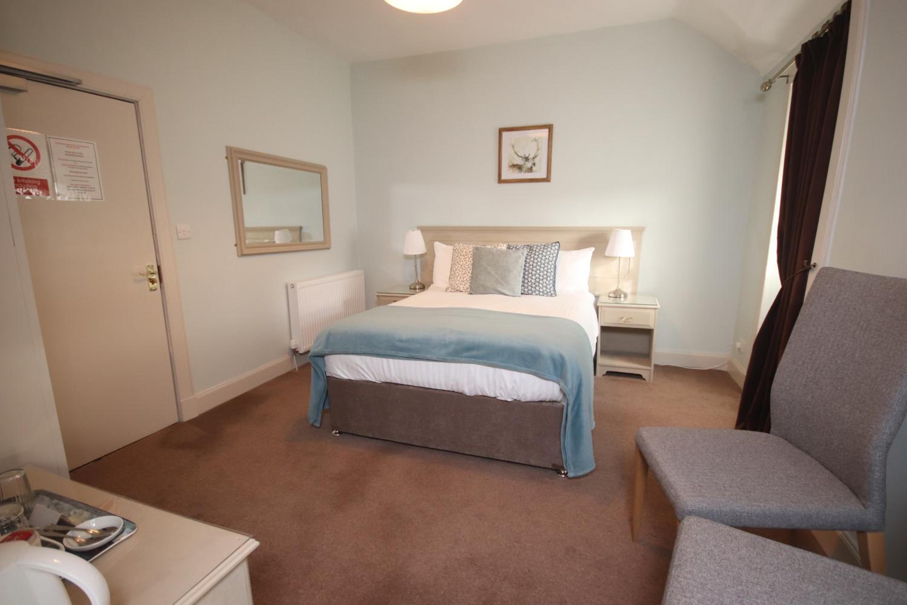 Inglestone House Guest House