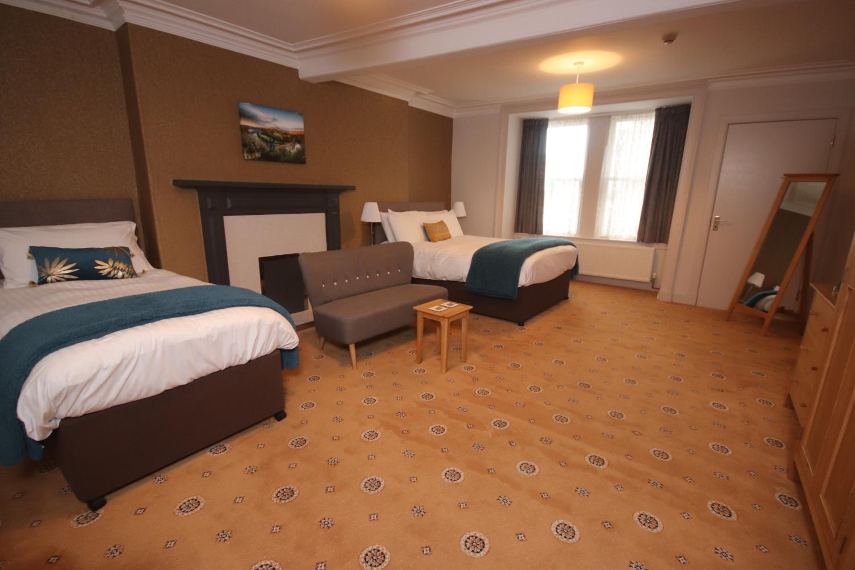 Inglestone House Guest House