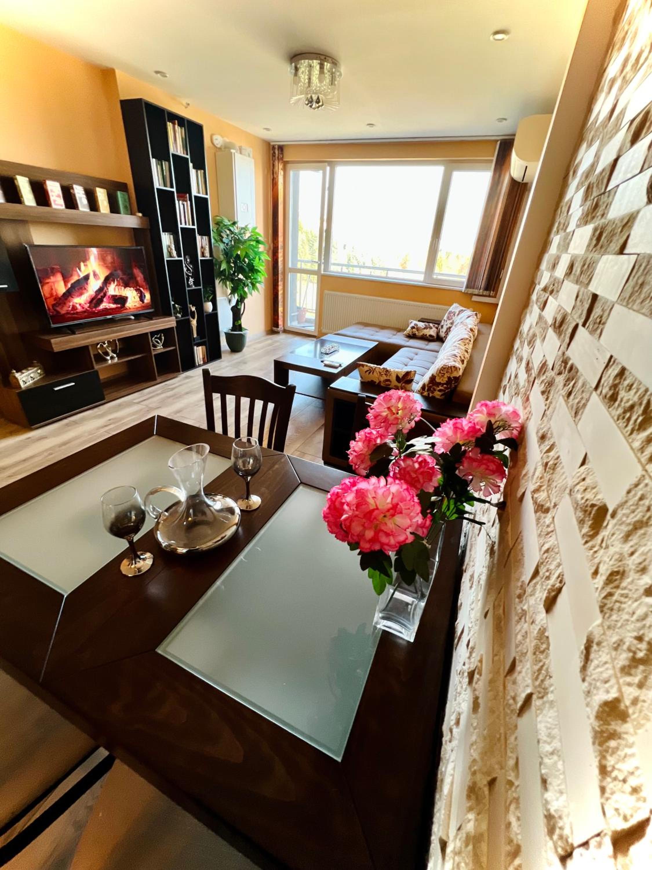 KRISSTY Apartment