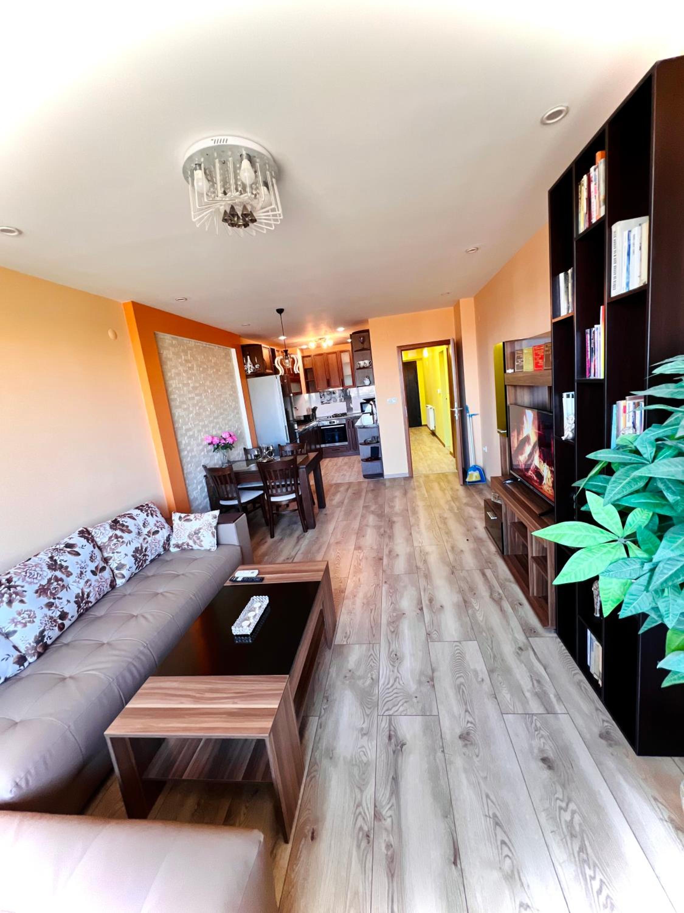 KRISSTY Apartment