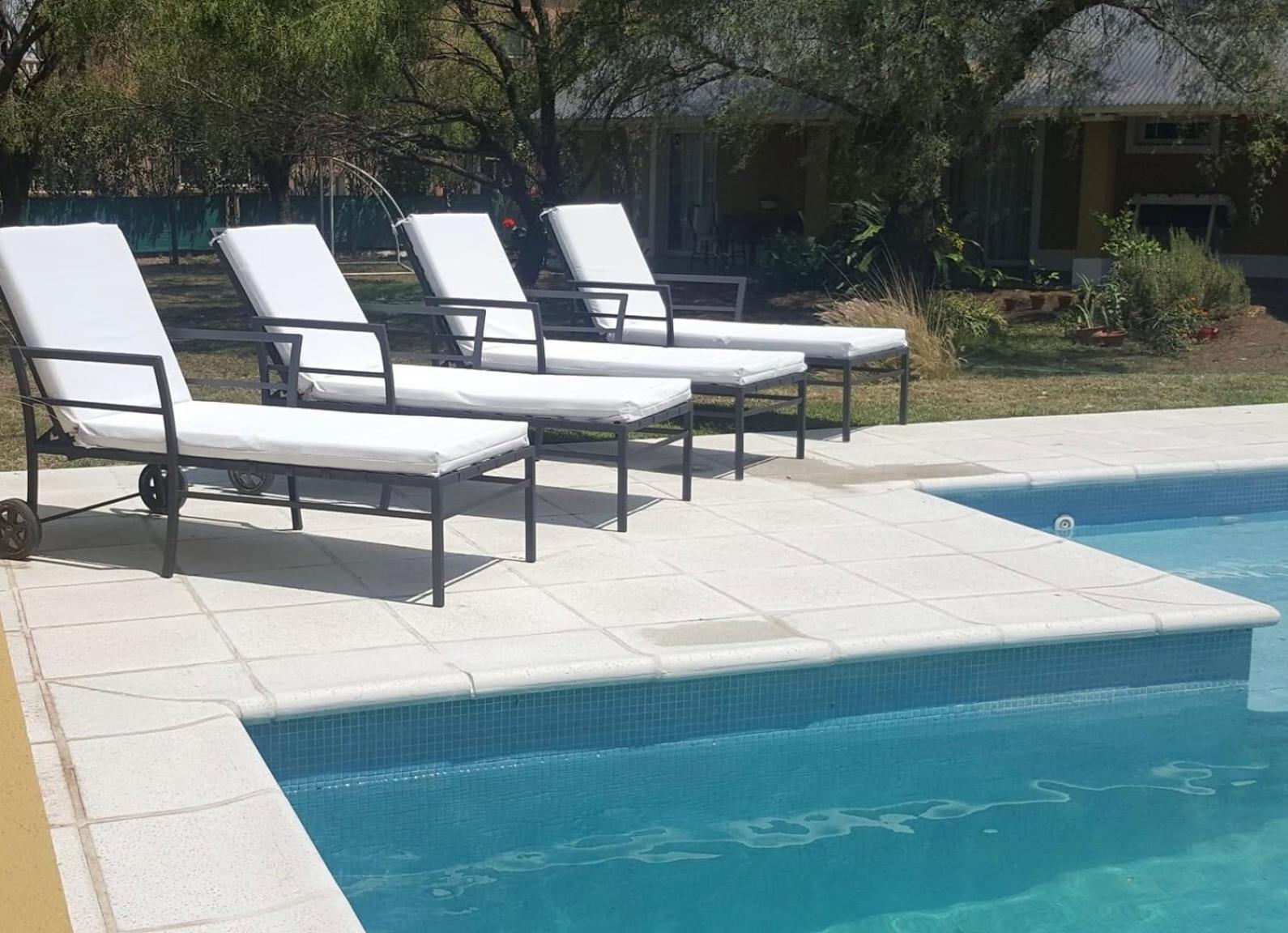 CASA 6 A Malibú 3km del Aeropuerto Podes dejar tu auto
