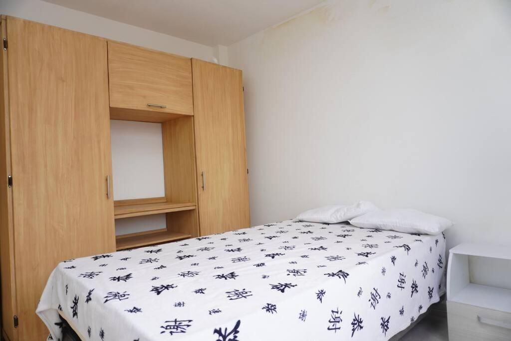 apartamento de 2 habitaciones central en Cali