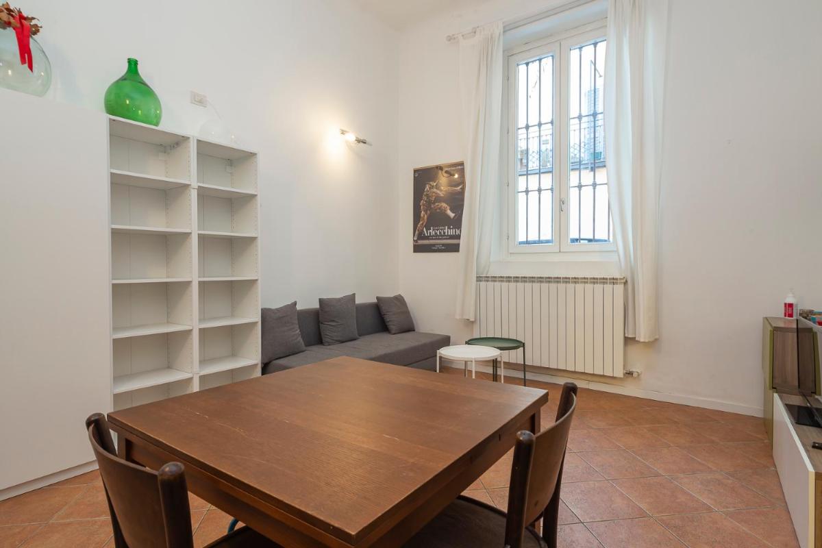[Flat in Isola] De Castillia 22