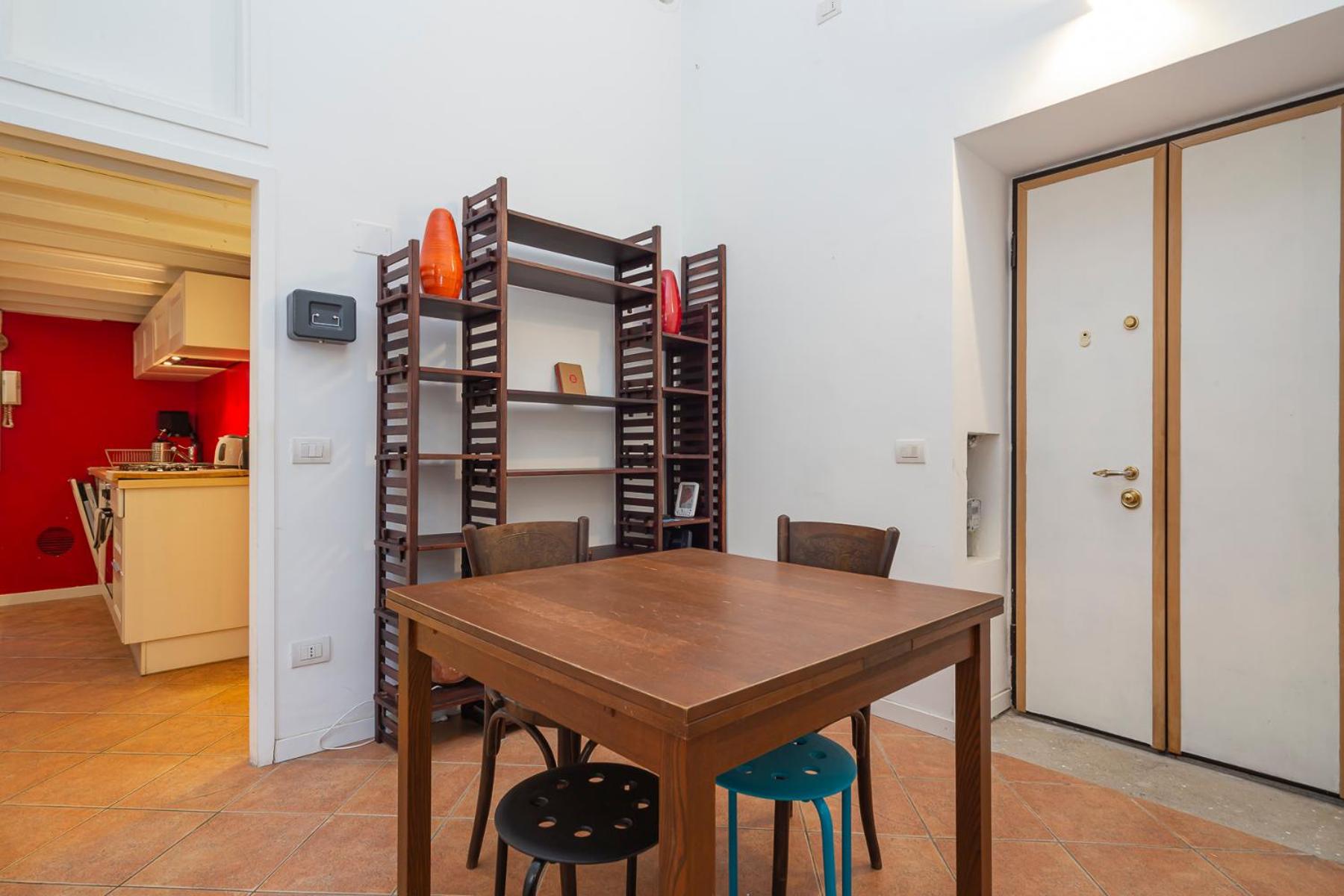 [Flat in Isola] De Castillia 22