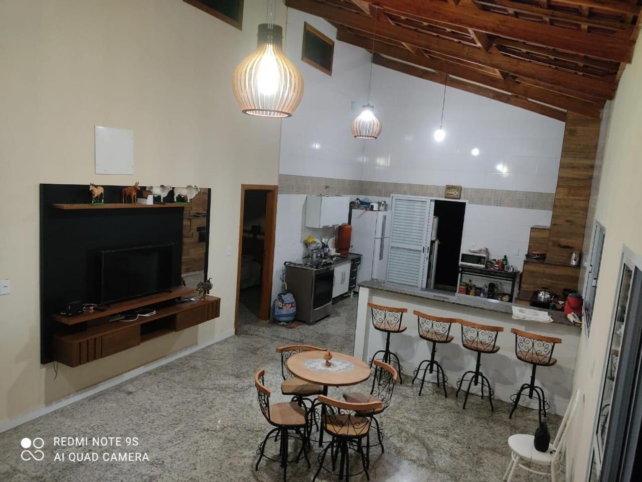 Chácara com Piscina São Thomé das Letras - Chácara Fortaleza