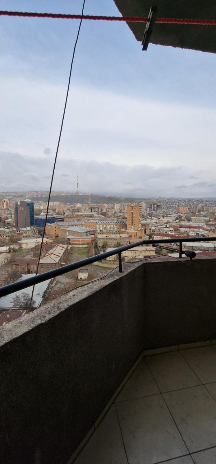 3 комнатная квартира в Ереване