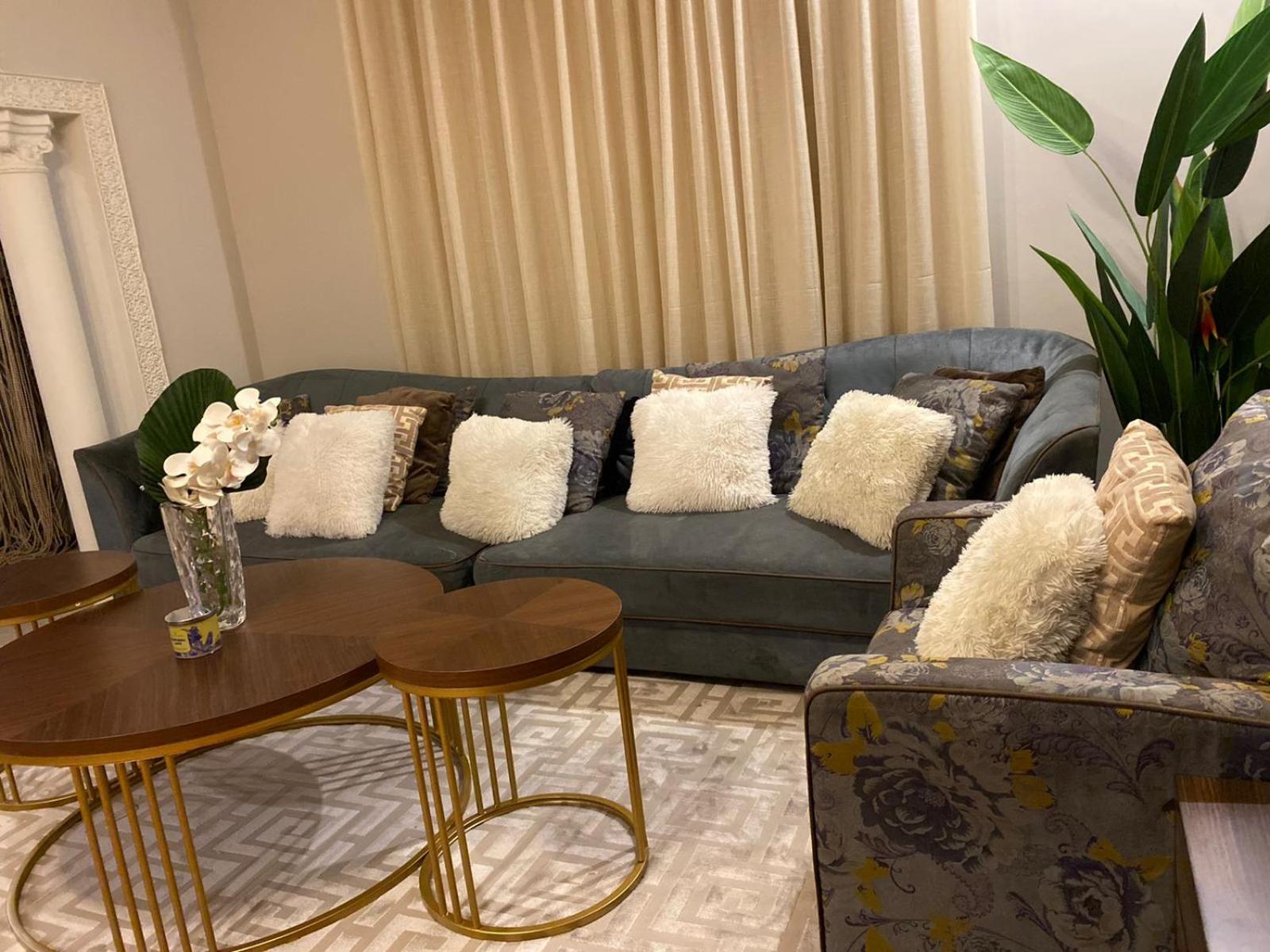 Luxury 3 Bedroom Apartment - Very Spacious